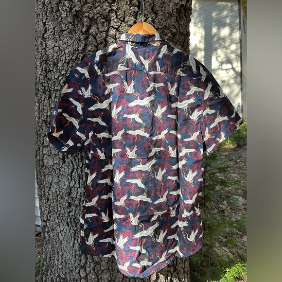 Adam Levine Men’s Button Down Bird Shirt - Picture 3 of 4